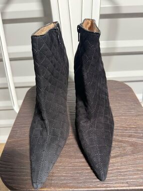 Boutique 9 Black Quilted Pointed-Toe Ankle Boots